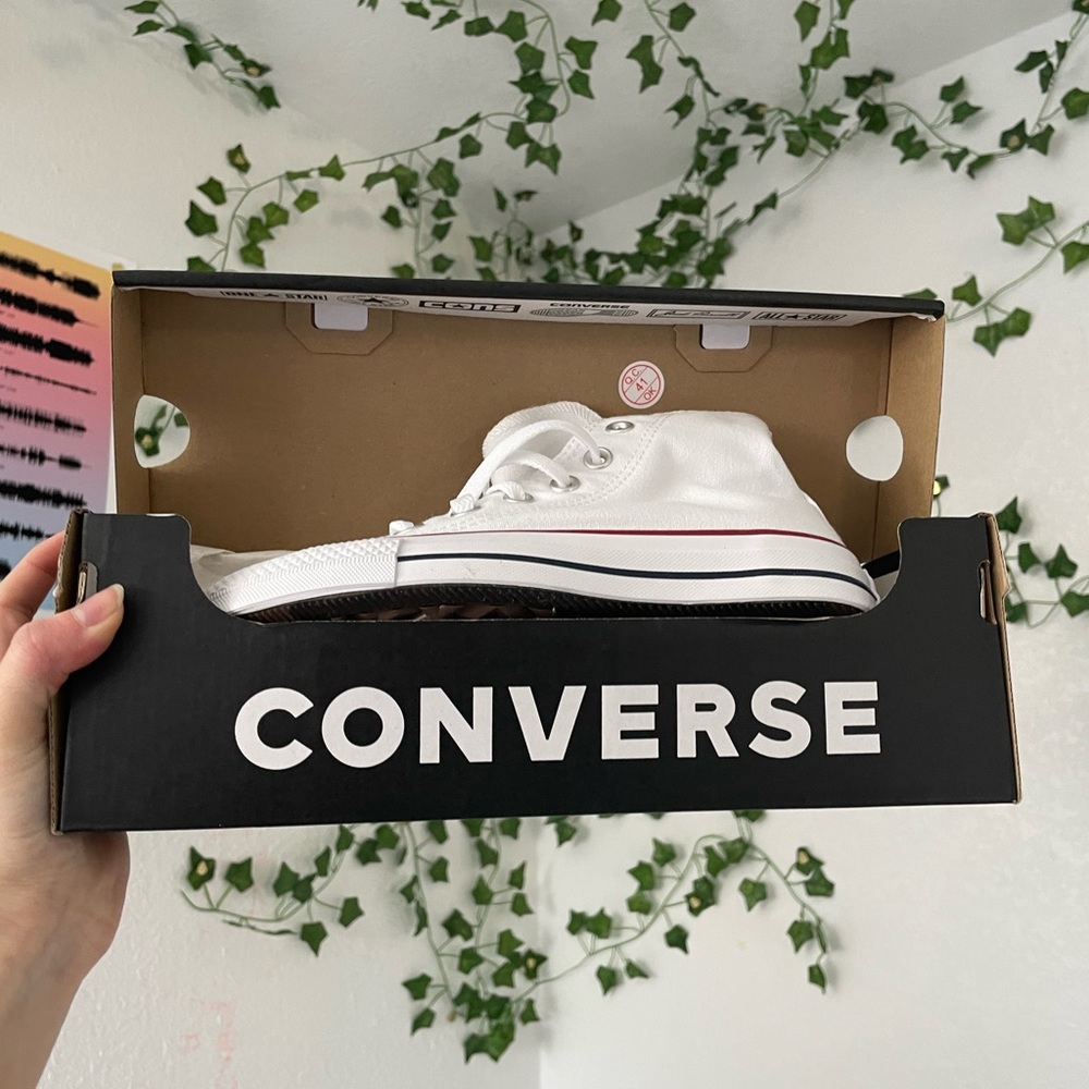 Brand new white high top converse 3M or 5W